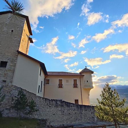 Casa Fra Ambrogio Pizzoli Exterior foto