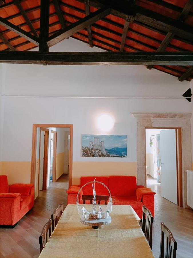 Casa Fra Ambrogio Pizzoli Exterior foto